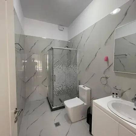 Ilvi 3* Gjirokastër