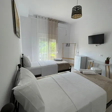 Ilvi 3* Gjirokastër